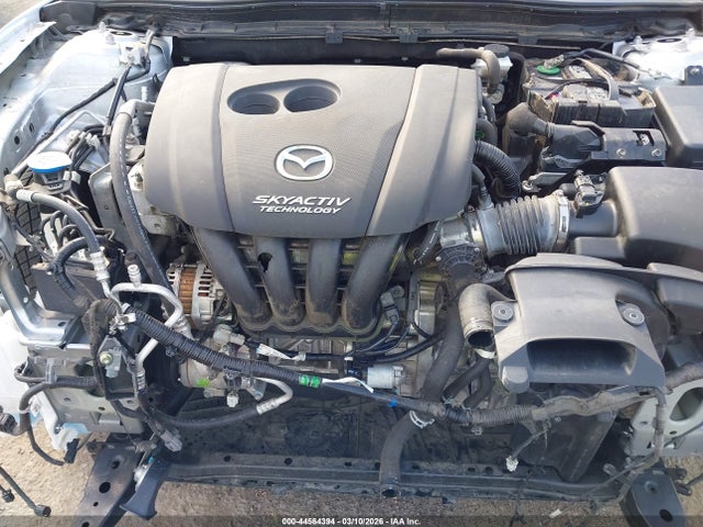 3MZBN1L37JM178974 Mazda Mazda3 Touring