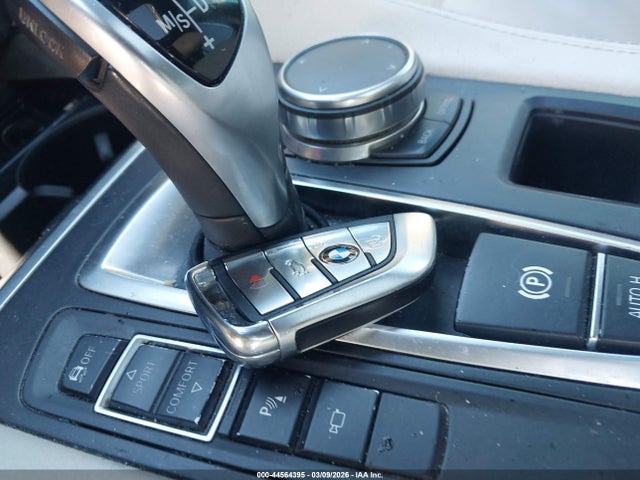 2019 BMW X6 5UXKU0C52K0G92643 Photo 10