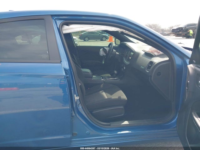 44564397 :رقم المزاد ، 2C3CDXBG0PH598525 vin ، 2023 Dodge Charger Sxt مزاد بيع