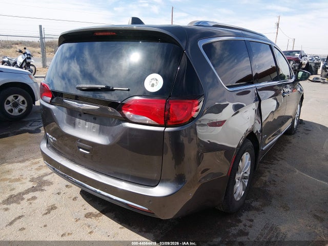 2020 CHRYSLER PACIFICA 2C4RC1BG2LR176380 Photo 3