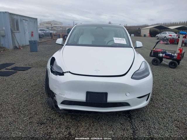 7SAYGDEF9SF263324 Tesla Model Y Performance Dual Motor All-wheel Drive