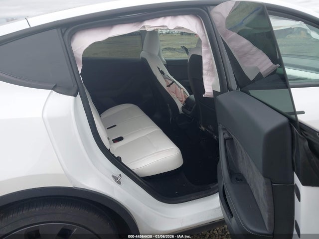 2025 TESLA MODEL Y 7SAYGDEF9SF263324 Photo 7