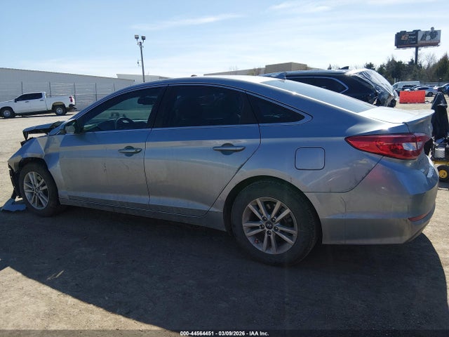44564451 :رقم المزاد ، 5NPE24AFXHH555465 vin ، 2017 Hyundai Sonata Se مزاد بيع