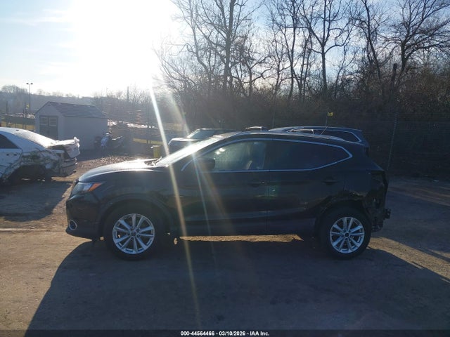 JN1BJ1CR0KW335039 Nissan Rogue Sport Sv