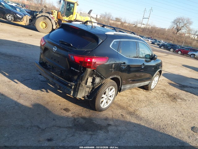JN1BJ1CR0KW335039 Nissan Rogue Sport Sv