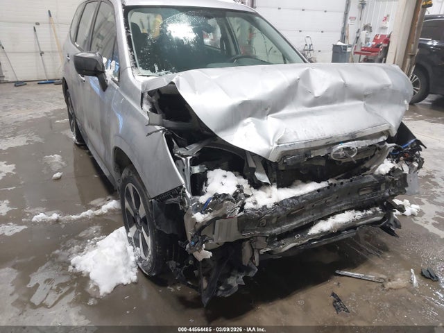 2018 Subaru Forester 2.5i მანქანა იყიდება აუქციონზე, vin: JF2SJABC9JH569341, აუქციონის ნომერი: 44564485
