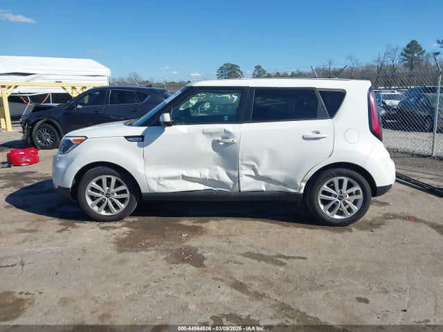 KIA SOUL + 2019 KNDJP3A54K7918422 Image 14