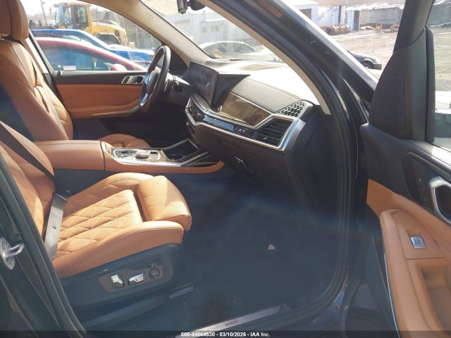 44564530 :رقم المزاد ، 5UX23EM06R9T68486 vin ، 2024 Bmw X7 Xdrive40i مزاد بيع