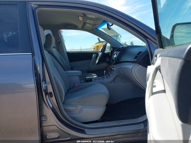 Aukcja sprzedaży 2013 Toyota Highlander Hybrid Base V6, vin: JTEBC3EH8D2015268, numer aukcji: 44564539