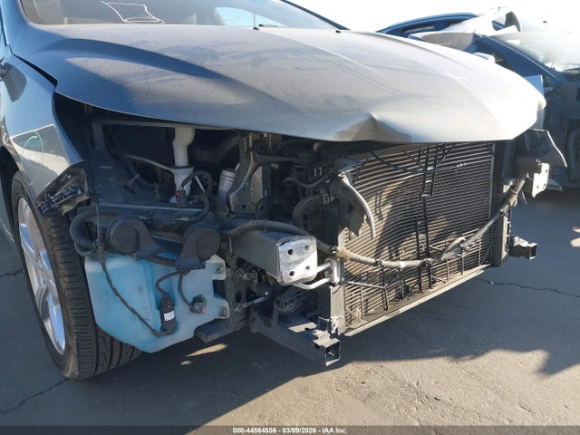 1G1RC6S51HU211263 Chevrolet VOLT LT