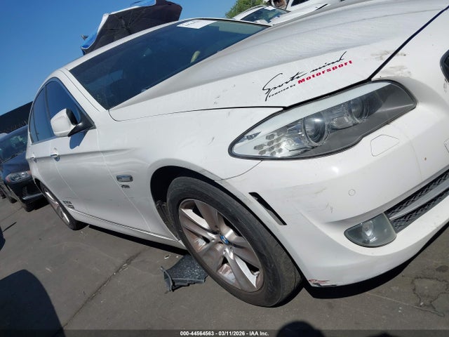 2012 Bmw 528i Xdrive მანქანა იყიდება აუქციონზე, vin: WBAXH5C54CDW03815, აუქციონის ნომერი: 44564563