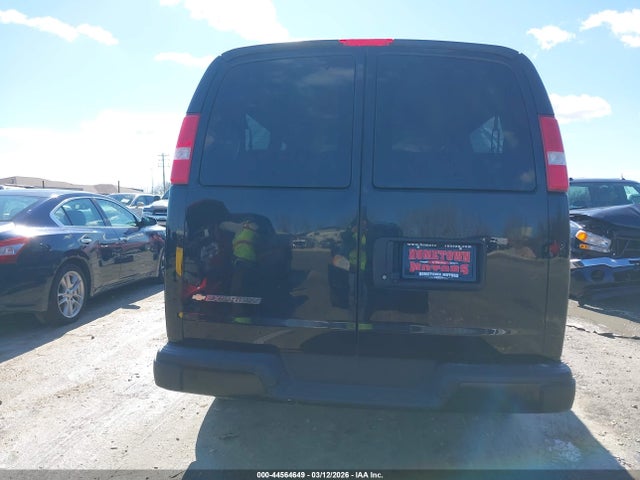 44564649 :رقم المزاد ، 1GAZGNFPXL1254522 vin ، 2020 Chevrolet Express Passenger Rwd 3500 Extended Wheelbase Ls مزاد بيع