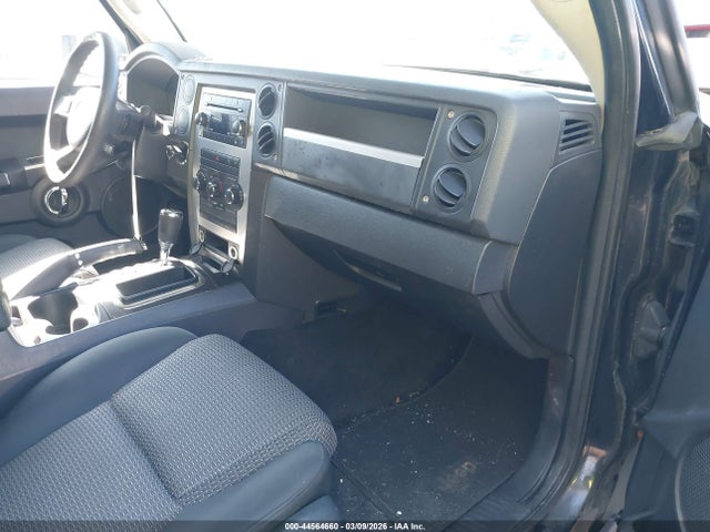 2010 JEEP COMMANDER 1J4RG4GK9AC112968 Photo 4