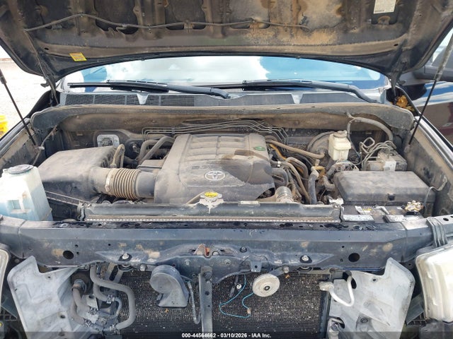 Продаж на аукціоні авто 2011 Toyota Tundra Grade 5.7l V8, vin: 5TFDW5F18BX179203, номер лоту: 44564662
