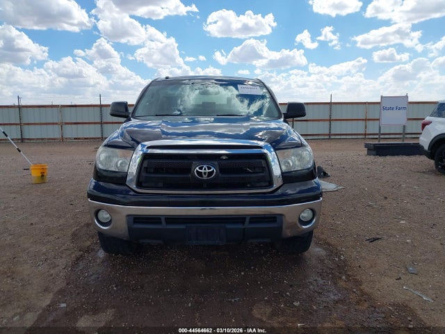 Продаж на аукціоні авто 2011 Toyota Tundra Grade 5.7l V8, vin: 5TFDW5F18BX179203, номер лоту: 44564662