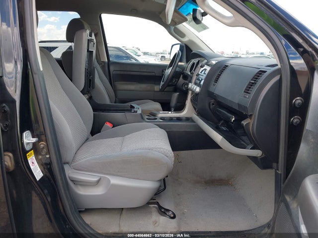 Продаж на аукціоні авто 2011 Toyota Tundra Grade 5.7l V8, vin: 5TFDW5F18BX179203, номер лоту: 44564662