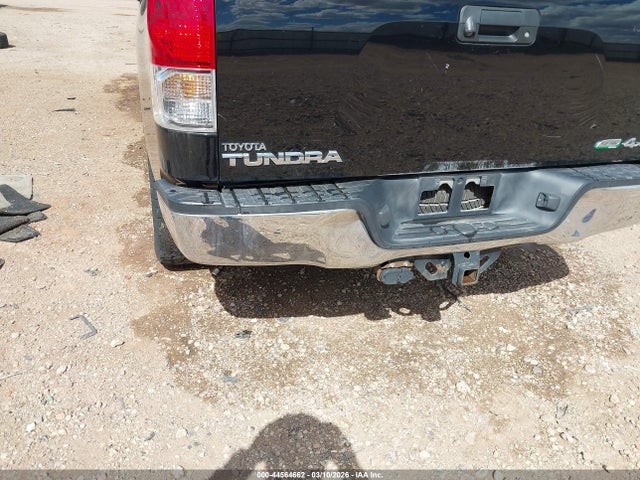 Продаж на аукціоні авто 2011 Toyota Tundra Grade 5.7l V8, vin: 5TFDW5F18BX179203, номер лоту: 44564662