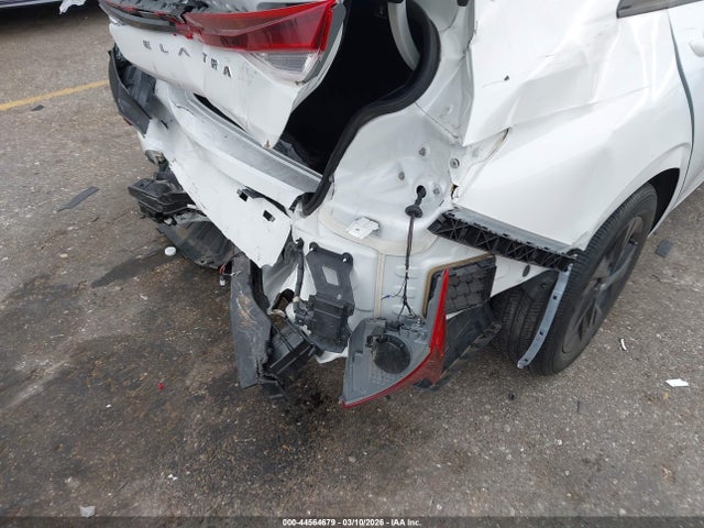 2022 HYUNDAI ELANTRA 5NPLS4AG9NH071122 Photo 5