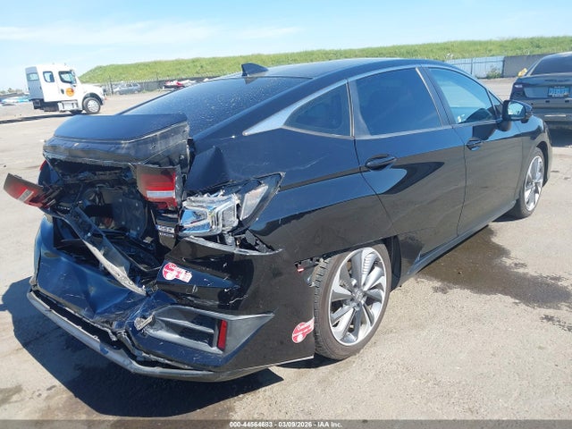 2018 HONDA CLARITY PLUG-IN HYBRID JHMZC5F37JC008544 Photo 3