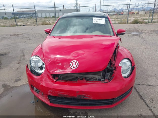 3VWJ17ATXFM626743 Volkswagen Beetle 1.8t