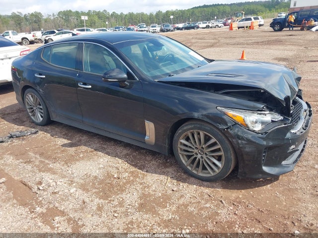 2018 KIA STINGER KNAE15LA8J6039368