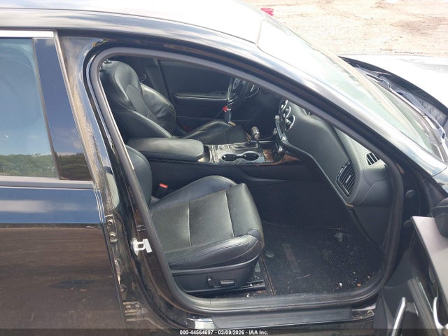 2018 KIA STINGER KNAE15LA8J6039368 Photo 4