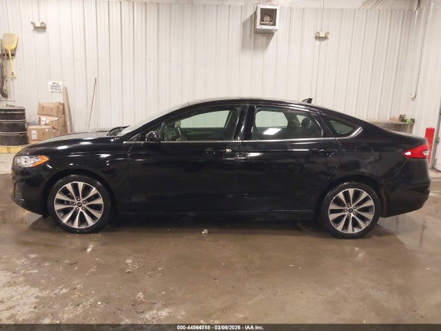 Ford FUSION SE 2019 3FA6P0T96KR274831 Image 16
