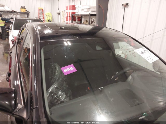 44564719 :رقم المزاد ، 7FARW2H51JE065190 vin ، 2018 Honda Cr-v Ex مزاد بيع