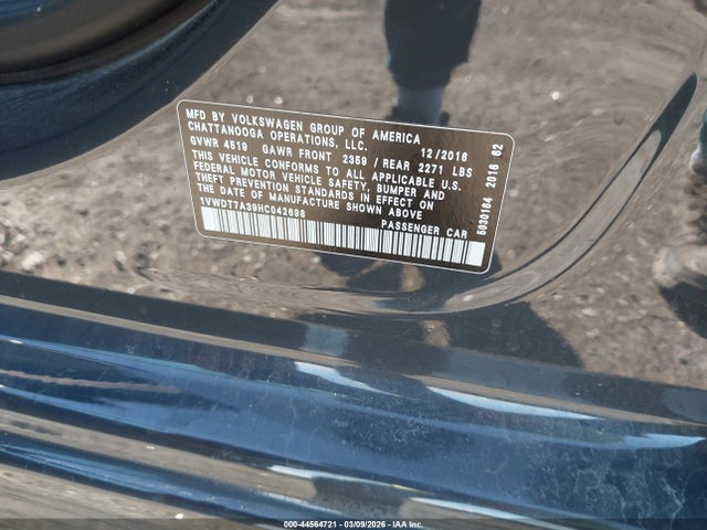 1VWDT7A39HC042698 Volkswagen Passat 1.8t R-line