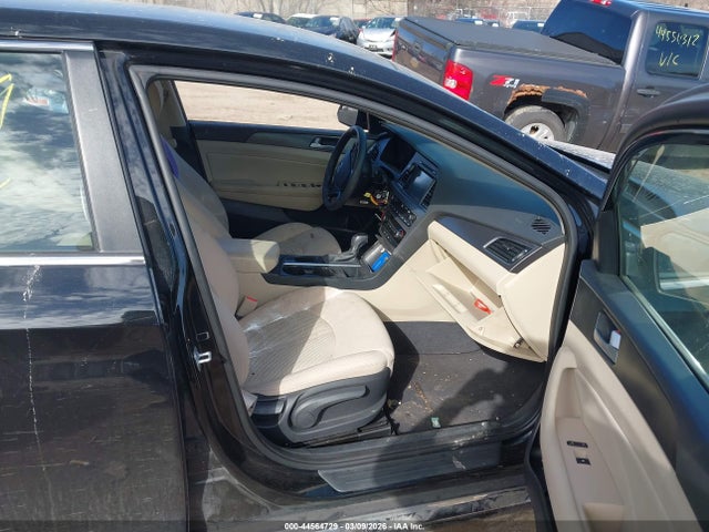 Продаж на аукціоні авто 2016 Hyundai Sonata Sport, vin: 5NPE34AF1GH351875, номер лоту: 44564729