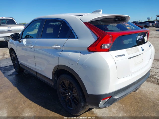 2018 MITSUBISHI ECLIPSE CROSS JA4AT4AA9JZ067679 Photo 2