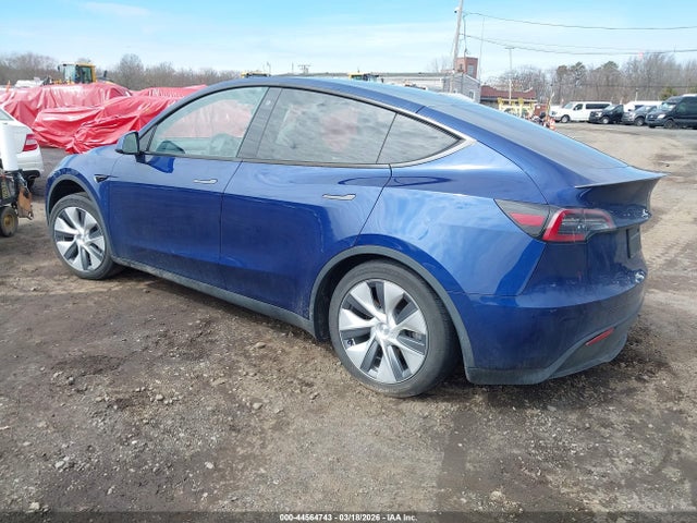 2023 TESLA MODEL Y 7SAYGDEE9PA123219 Photo 2