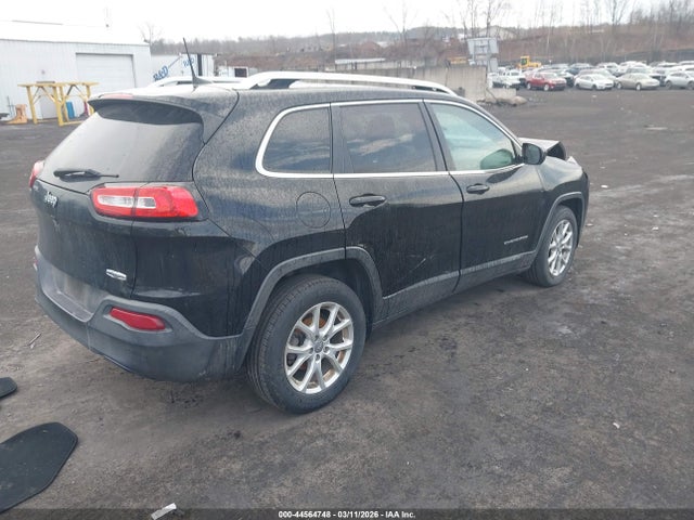 44564748 :رقم المزاد ، 1C4PJLCB2HW668305 vin ، 2017 Jeep Cherokee Latitude Fwd مزاد بيع