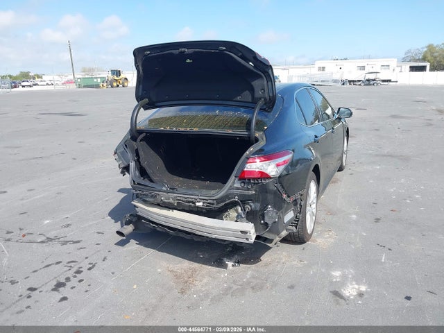 2018 TOYOTA CAMRY HYBRID 4T1B21HK6JU504573 Photo 3