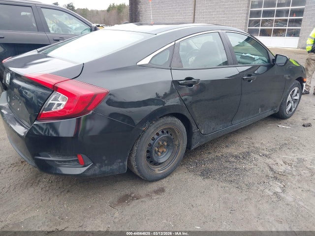 Honda Civic Lx 2017 2HGFC2F5XHH545647 Image 4