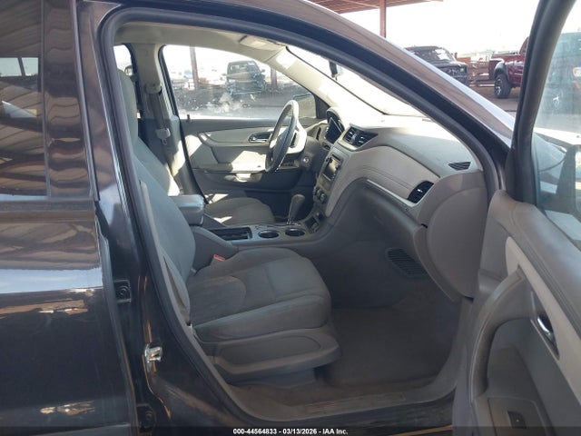 Chevrolet Traverse Ls 2017 1GNKRFED6HJ244357 Image 5