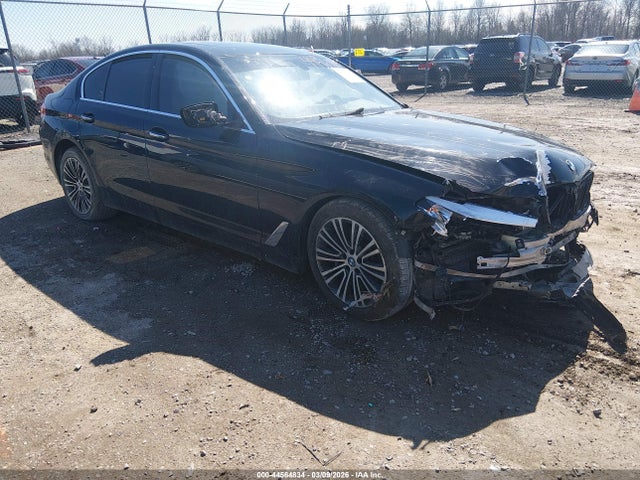 2017 BMW 530I WBAJA7C3XHG458113