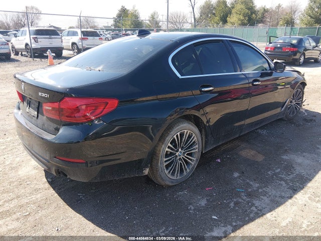 2017 BMW 530I WBAJA7C3XHG458113 Photo 3