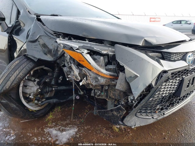Toyota Corolla Hybrid Le 2022 JTDEAMDE0NJ046946 Image 6