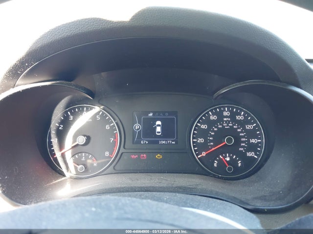5XXGT4L38JG208937 KIA Optima Lx