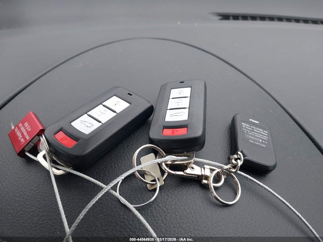 2020 MITSUBISHI OUTLANDER JA4AZ3A33LZ045948 Photo 10