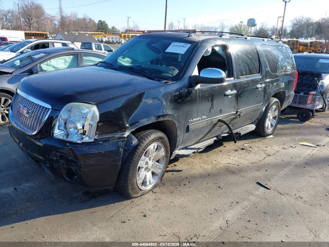 44564982 :رقم المزاد ، 1GKS1KE09DR356981 vin ، 2013 Gmc Yukon Xl 1500 Slt مزاد بيع