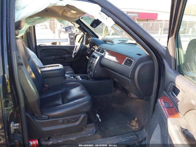 44564982 :رقم المزاد ، 1GKS1KE09DR356981 vin ، 2013 Gmc Yukon Xl 1500 Slt مزاد بيع