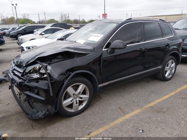 2012 VOLKSWAGEN TOUAREG WVGFK9BP7CD004140 Photo 1