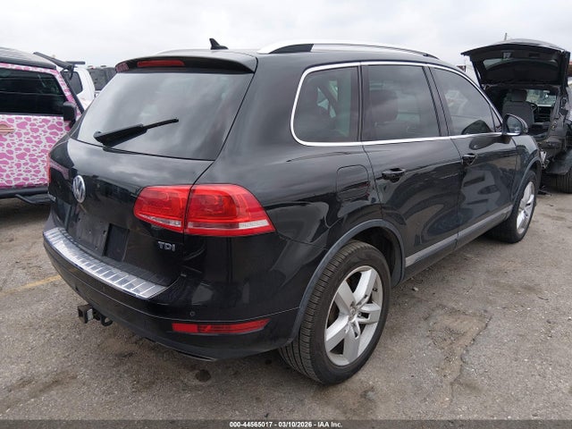 2012 VOLKSWAGEN TOUAREG WVGFK9BP7CD004140 Photo 3