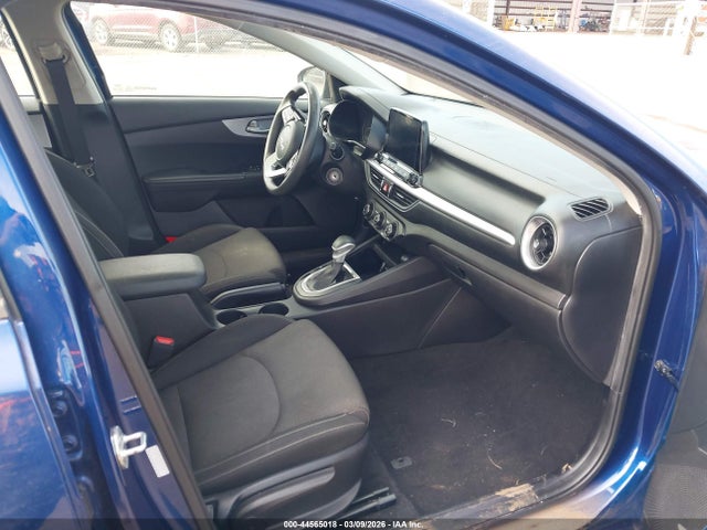 44565018 :رقم المزاد ، 3KPF24AD4NE432117 vin ، 2022 Kia Forte Lxs مزاد بيع