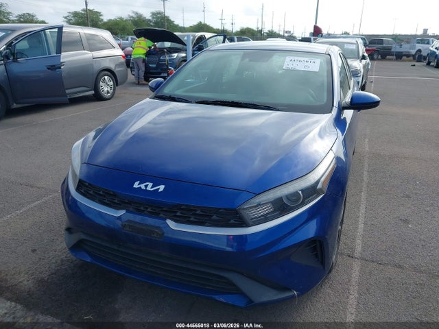 44565018 :رقم المزاد ، 3KPF24AD4NE432117 vin ، 2022 Kia Forte Lxs مزاد بيع