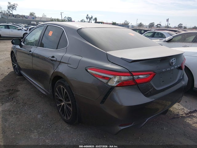 4T1B11HK6JU665170 Toyota CAMRY SE