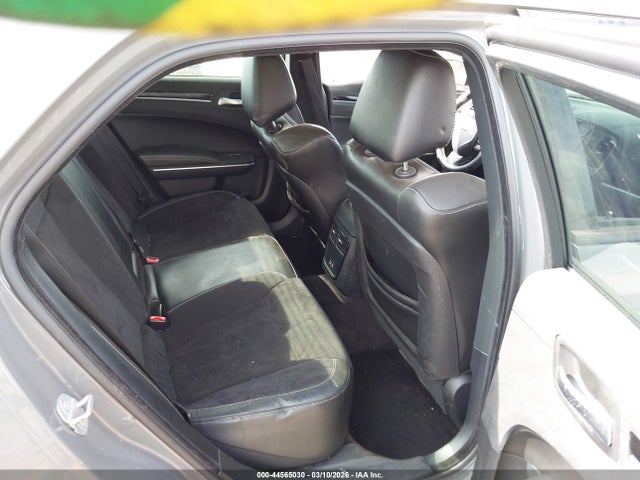 Chrysler 300 300s 2018 2C3CCABG4JH201602 Image 8