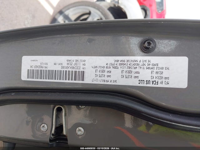 Chrysler 300 300s 2018 2C3CCABG4JH201602 Image 9